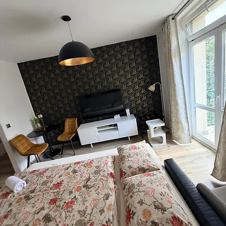 Apartmán Golden - Near Train Station Bratislava